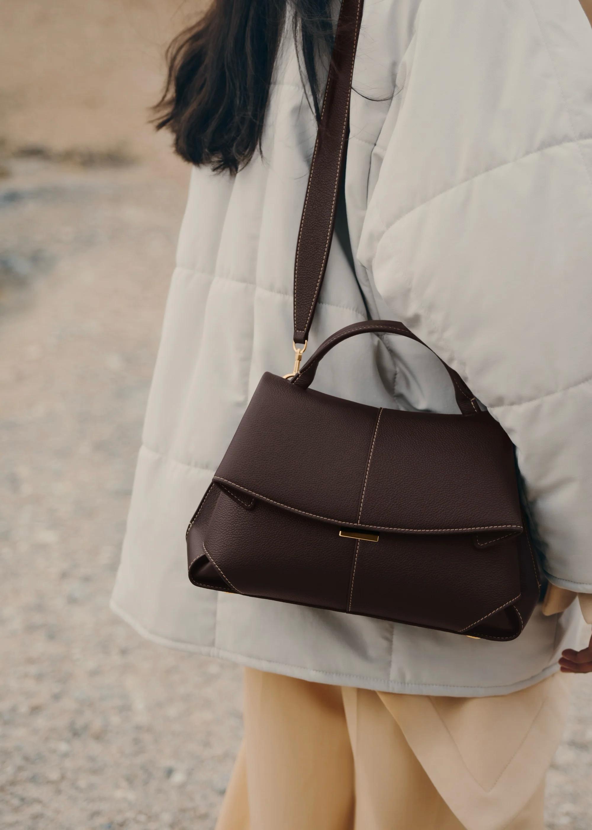 Holm™ | Aria