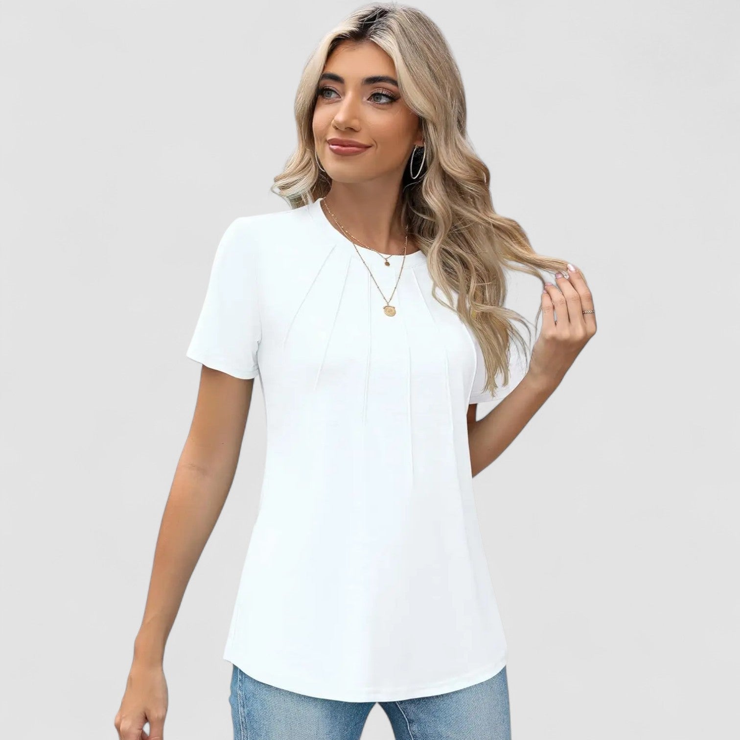 Mette | Noelie – Kortærmet top med sømdetaljer