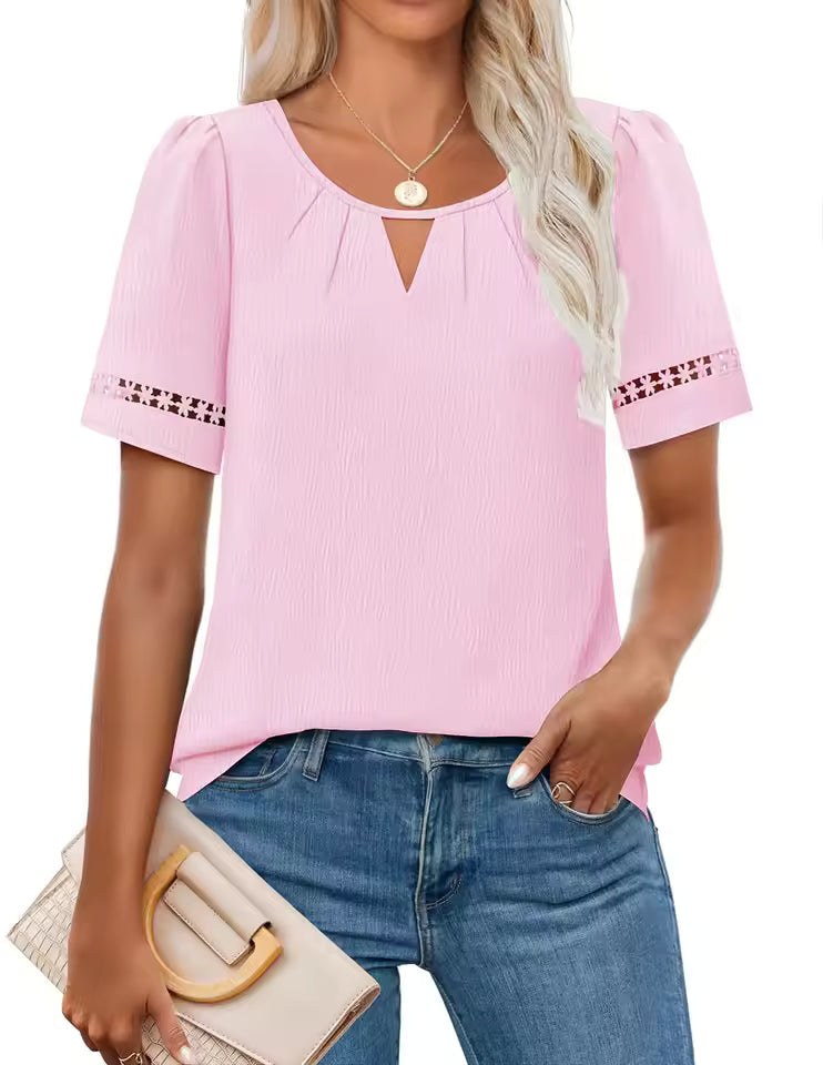 Mette | Ylva – Luftig top med spidsdetaljer